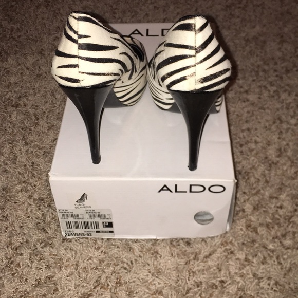 Aldo zebra print heels. Size 10 - Picture 4 of 6